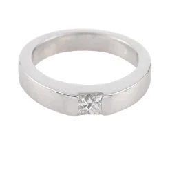 ANILLOS DE COMPROMISO Solitario cartier en oro blanco con un brillante. Talla 48.