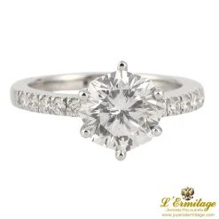 ANILLOS DE COMPROMISO Solitario oro blanco y diamantes color b, pureza si1 y peso 2,52 cts.