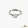 ANILLOS DE COMPROMISO Solitario oro blanco y diamantes color e, pureza vvs1 y peso 1,05 cts.