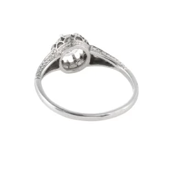 ANILLOS DE COMPROMISO Sortija solitario oro blanco color g, pureza si1 y peso 0,55 cts.