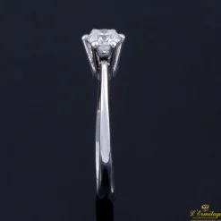 ANILLOS DE COMPROMISO Sortija solitario oro blanco color g, pureza vs1 y peso 0,50 cts.