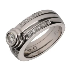 ANILLOS DE COMPROMISO Sortija solitario en oro blanco con brillantes.
