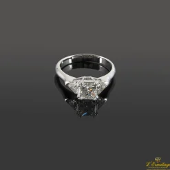 ANILLOS DE COMPROMISO Sortija oro blanco y diamantes.