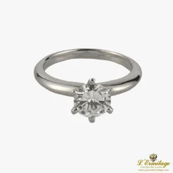 ANILLOS DE COMPROMISO Sortija solitario oro blanco color d, pureza vvs1 y peso 1,01 cts.