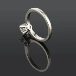 ANILLOS DE COMPROMISO Sortija solitario platino color d, pureza vs1 y peso 1,00 cts.