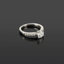 ANILLOS DE COMPROMISO Sortija solitario oro blanco color e, pureza vvs1 y peso 1,05 cts.