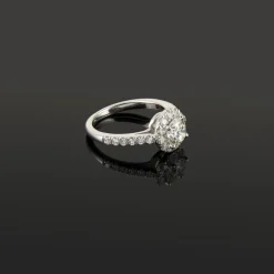 ANILLOS DE COMPROMISO Sortija solitario oro blanco y diamantes color g, pureza vs1 y peso 1,06 cts.