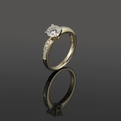 ANILLOS DE COMPROMISO Sortija solitario oro blanco color f, pureza vs1 y peso 1,05 cts.