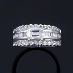 ANILLOS DE COMPROMISO Sortija oro blanco y diamantes.
