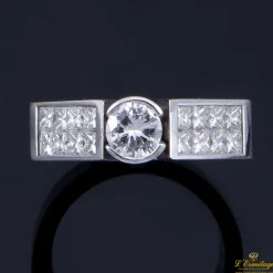 ANILLOS DE COMPROMISO Sortija oro blanco y diamantes color g, pureza si1 y peso 0,50 cts.