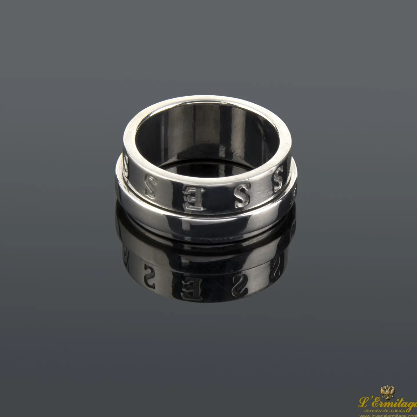 ANILLOS / SORTIJAS Alianza piaget possession oro blanco y diamantes.