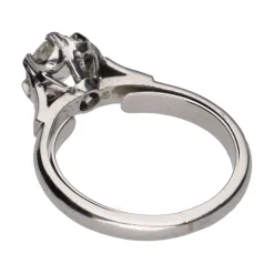 ANILLOS / SORTIJAS Solitario en oro blanco con un brillante. Talla 14.