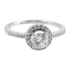 ANILLOS / SORTIJAS Solitario en oro blanco con brillante color f, pureza si 1 y peso 0,55 ct.