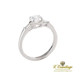 ANILLOS / SORTIJAS Solitario en oro blanco con brillante color g, pureza vs1, y peso 1,00ct.