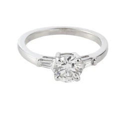 ANILLOS / SORTIJAS Solitario en oro blanco con brillante color g, pureza vs1, y peso 1,00ct.