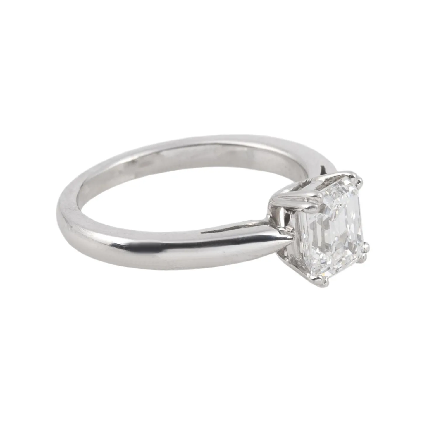ANILLOS / SORTIJAS Solitario en oro blanco con brillante color f, pureza vs1 y peso 1,51 ct.