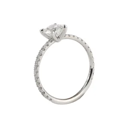 ANILLOS / SORTIJAS Solitario oro blanco y diamante color g, pureza vs2 y peso 0,70 cts.
