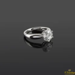ANILLOS / SORTIJAS Solitario oro blanco con diamante color e, pureza vvs1 y peso 2,52 cts.
