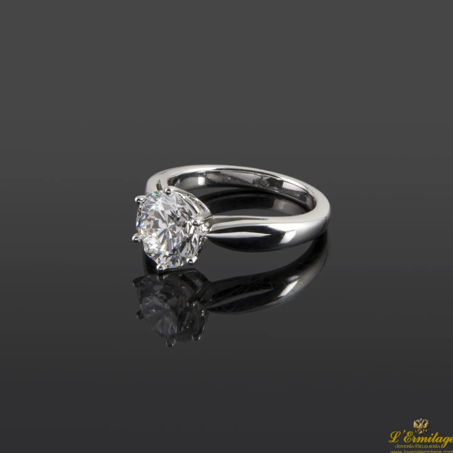 ANILLOS / SORTIJAS Solitario oro blanco con diamante color e, pureza vvs1 y peso 2,52 cts.