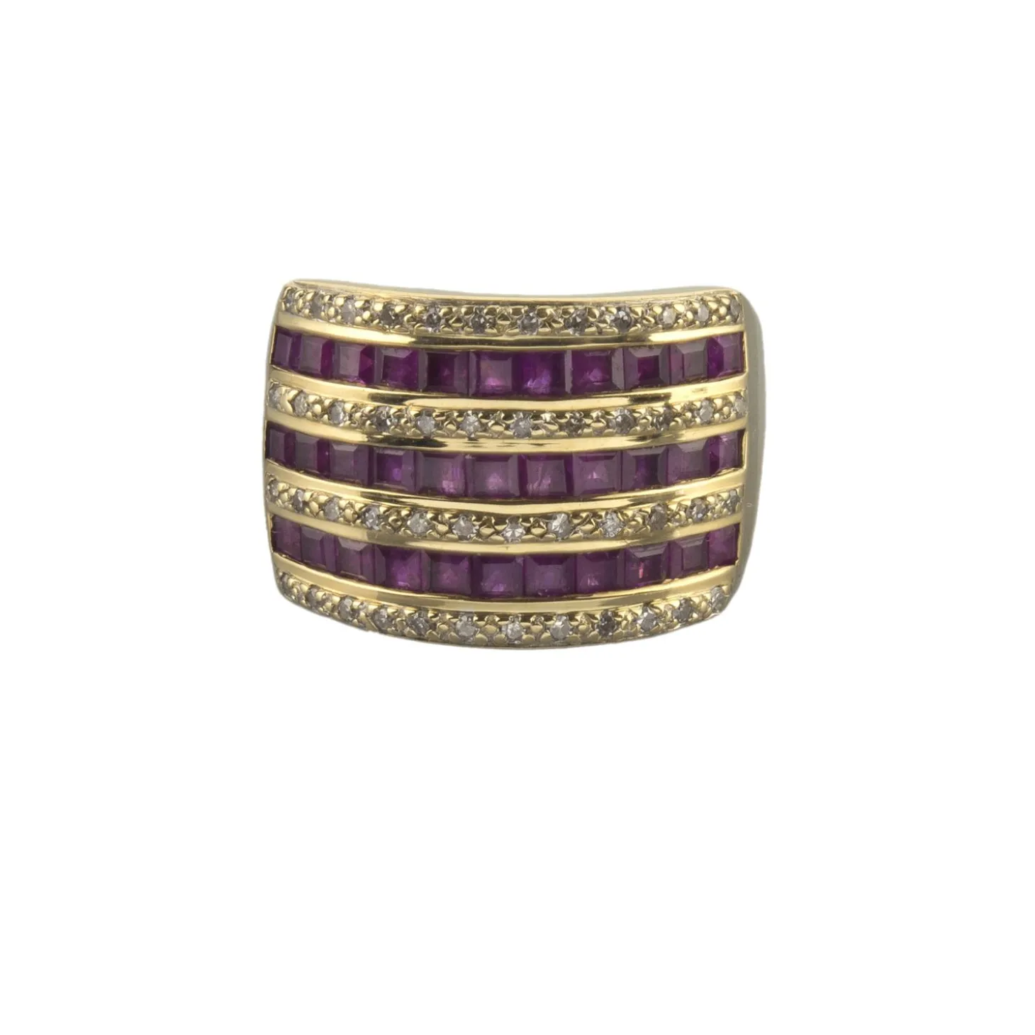 ANILLOS / SORTIJAS Sortija ancha con rubíes y diamantes.