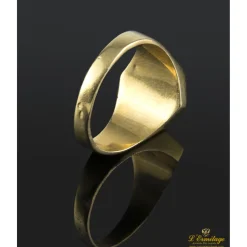 ANILLOS / SORTIJAS Sortija antigua oro amarillo y diamantes.