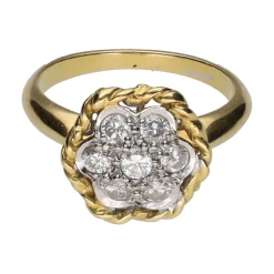 ANILLOS / SORTIJAS Sortija antigua oro amarillo con rosetón de diamantes.
