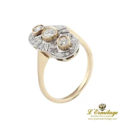 ANILLOS / SORTIJAS Sortija antigua oro blanco oro amarillo y diamantes.