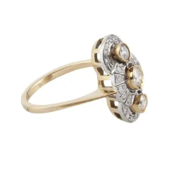 ANILLOS / SORTIJAS Sortija antigua oro blanco oro amarillo y diamantes.