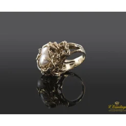 ANILLOS / SORTIJAS Sortija antigua oro amarillo perlas de río y diamantes. T alla nº 8.