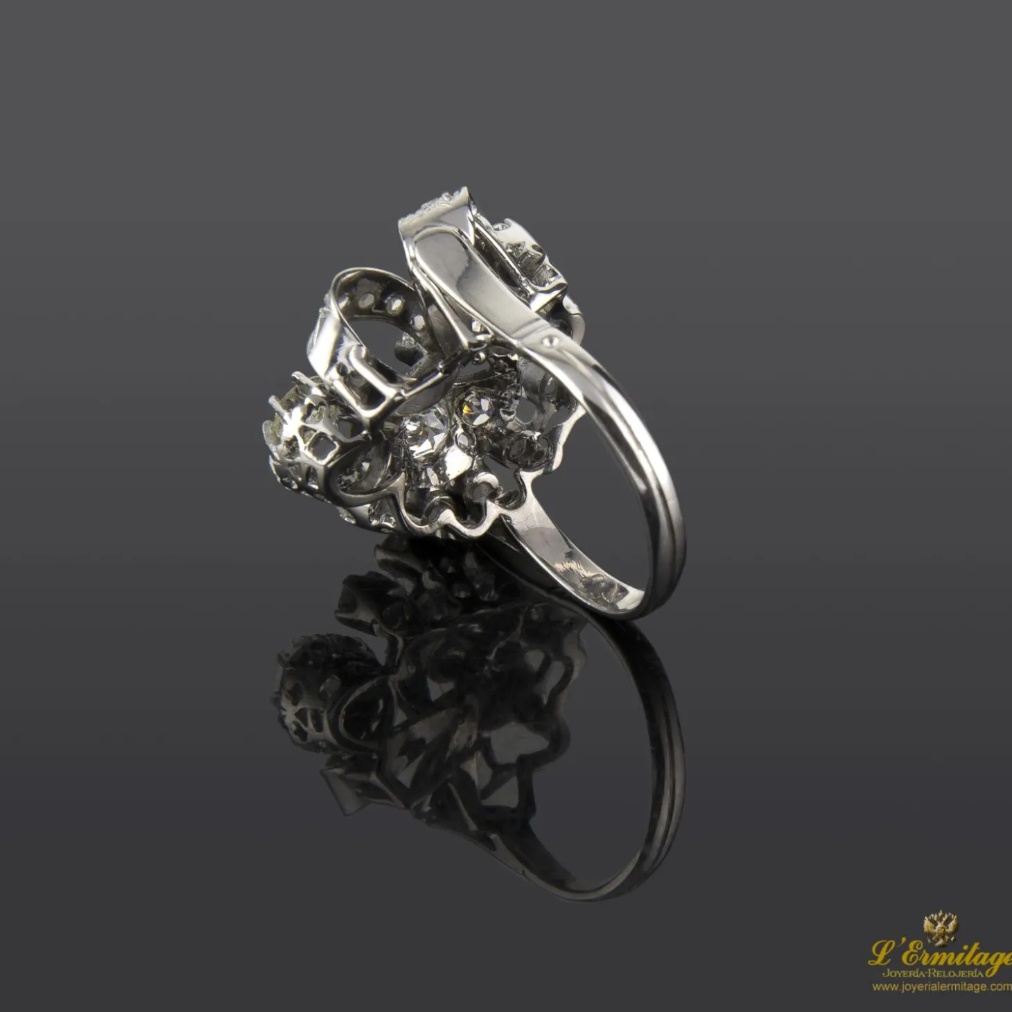 ANILLOS / SORTIJAS Sortija antigua oro blanco y diamantes naturales
