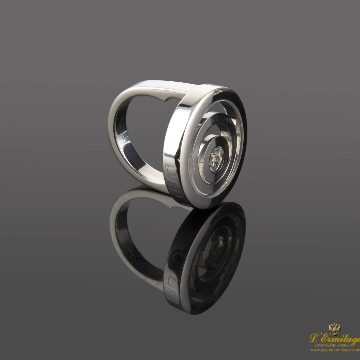 ANILLOS / SORTIJAS Sortija chopard happy spirit oro blanco y diamante.