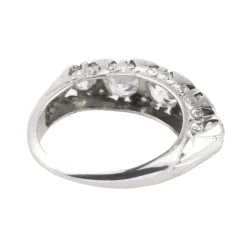 ANILLOS / SORTIJAS Sortija cinquillo en oro blanco con diamantes naturales. Talla 10.