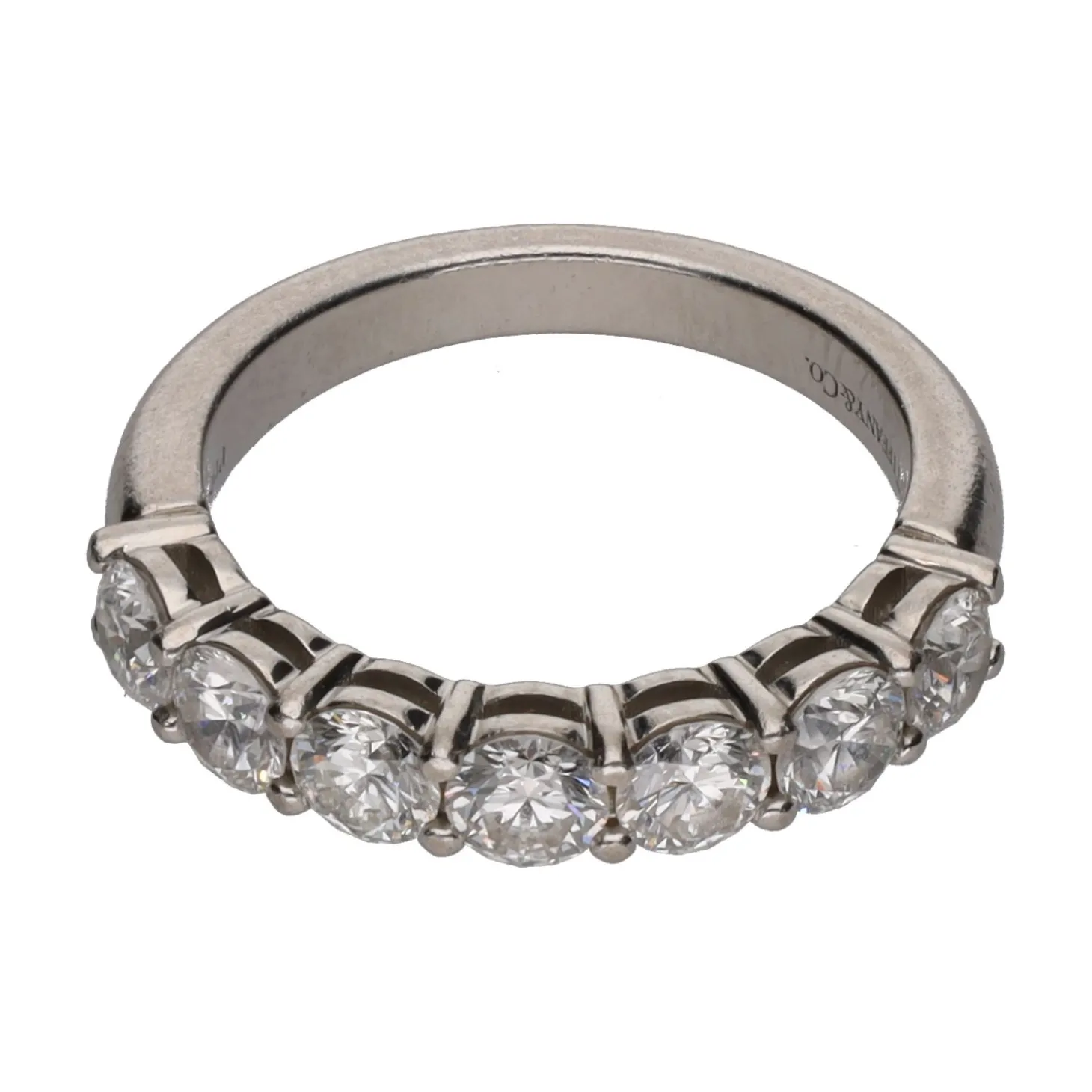 ANILLOS / SORTIJAS Sortija cintillo tiffany en platino y brillantes. Talla 6.