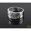 ANILLOS / SORTIJAS Sortija con motivos griegos realizada en oro blanco y brillantes.