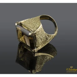 ANILLOS / SORTIJAS Sortija en oro marillo con cuarzo ahumado