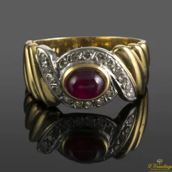 ANILLOS / SORTIJAS Sortija en oro amarillo y oro blanco con un rubí y brillantes
