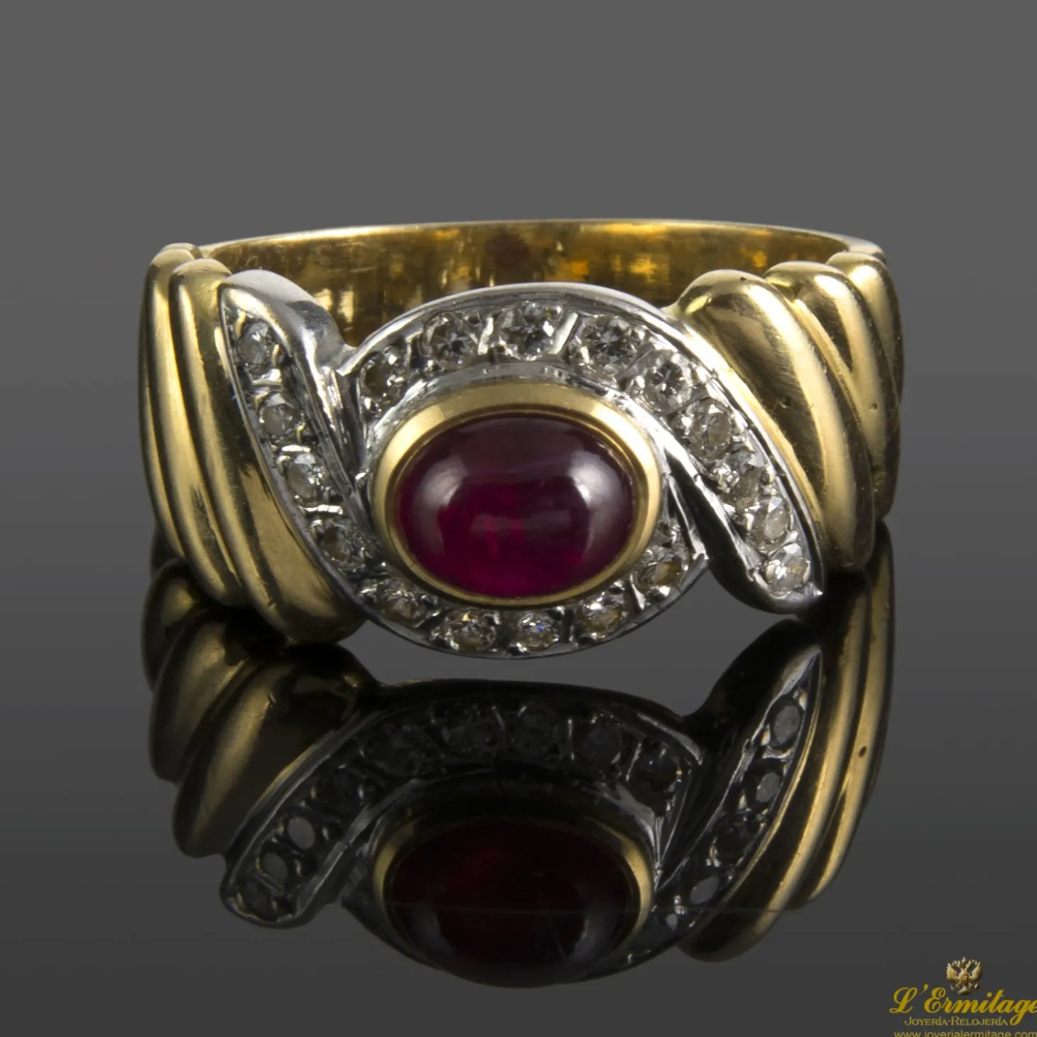 ANILLOS / SORTIJAS Sortija en oro amarillo y oro blanco con un rubí y brillantes