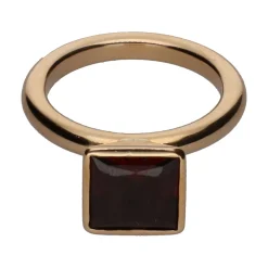 ANILLOS / SORTIJAS Sortija en oro rosa con un granate. Talla 17.