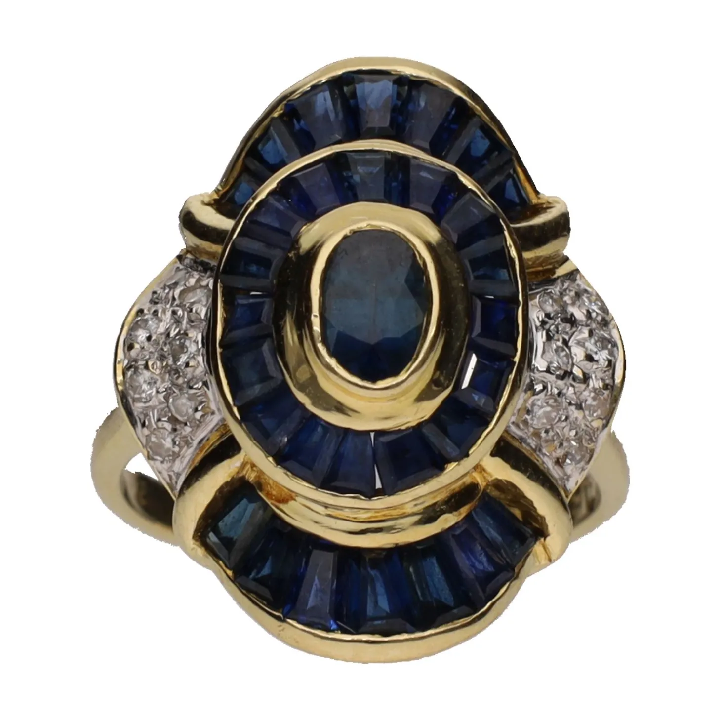 ANILLOS / SORTIJAS Sortija en oro amarillo con zafiros y brillantes.