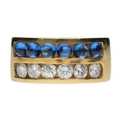 ANILLOS / SORTIJAS Sortija en oro amarillo con zafiros y brillantes. Talla 16.