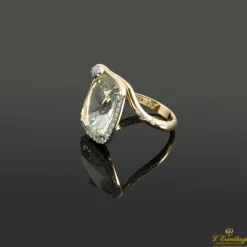 ANILLOS / SORTIJAS Sortija en oro amarillo firmada por casato.