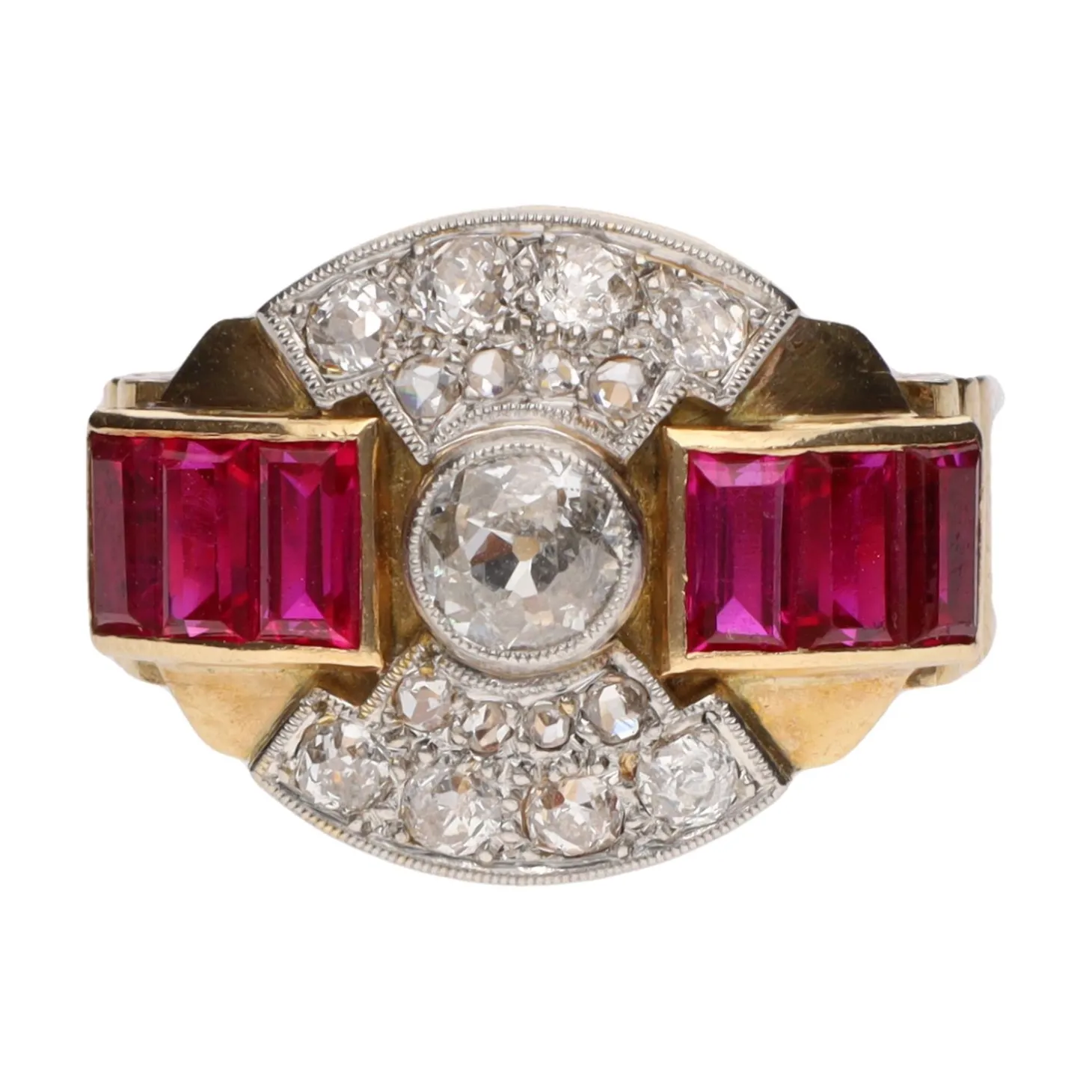 ANILLOS / SORTIJAS Sortija en oro amarillo con rubíes y diamantes. Talla 17.