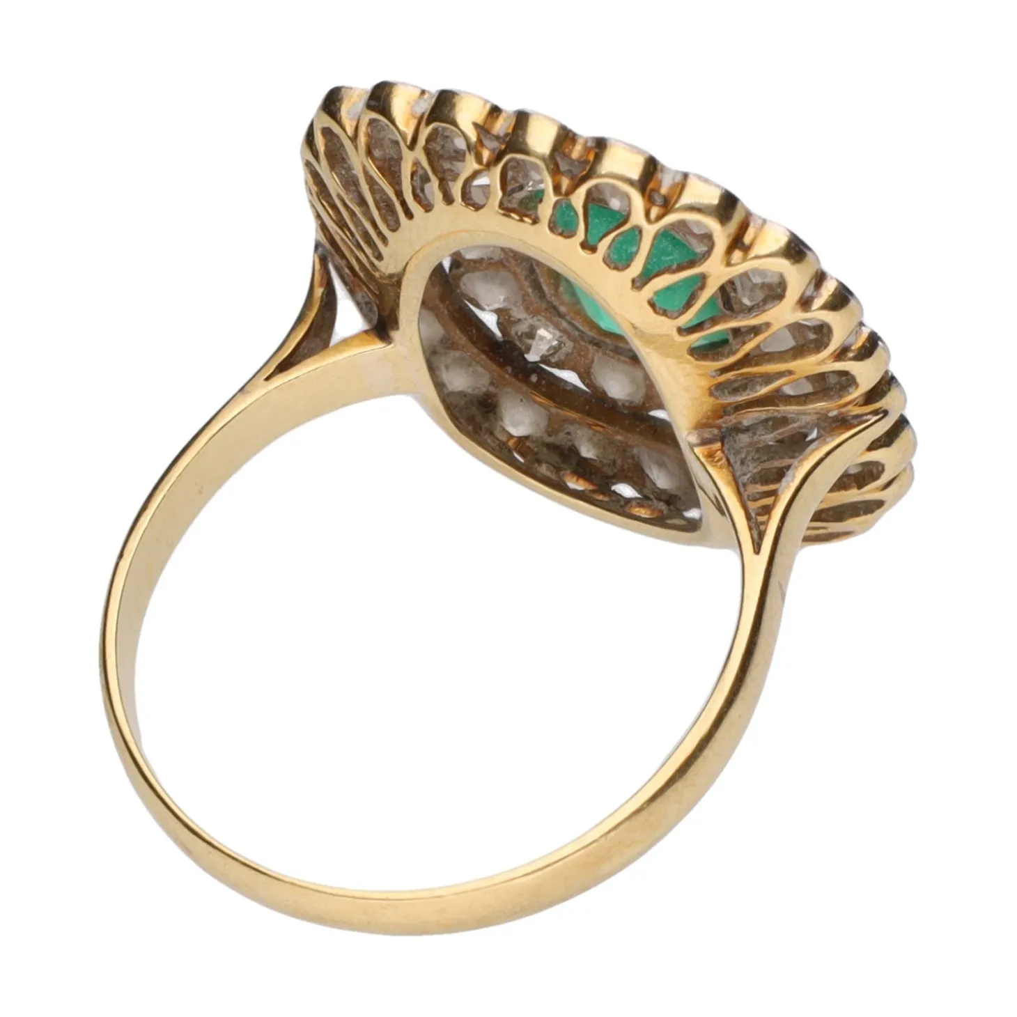 ANILLOS / SORTIJAS Sortija en oro amarillo y vista en oro blanco con esmeralda y diamantes. Talla 16.