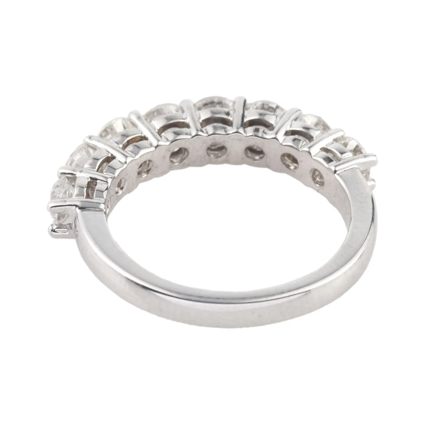 ANILLOS / SORTIJAS Sortija en oro blanco con brillantes.
