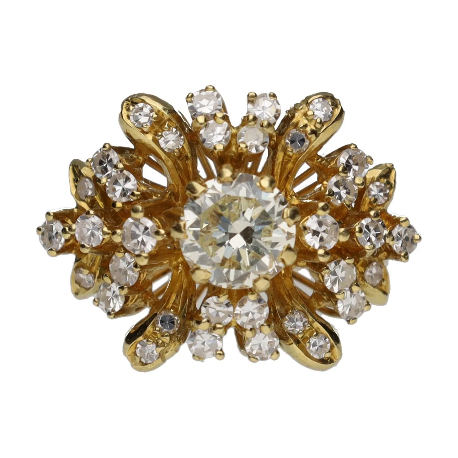 ANILLOS / SORTIJAS Sortija en oro amarillo con brillante central y detalles con brillantes. Talla 7.