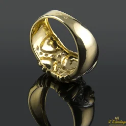 ANILLOS / SORTIJAS Sortija en oro amarillo con brillantes.
