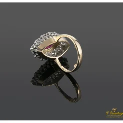 ANILLOS / SORTIJAS Sortija lanzadera oro blanco oro amarillo rubí y diamantes.