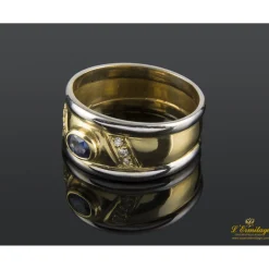 ANILLOS / SORTIJAS Sortija oro amarillo oro blanco zafiro y diamantes.