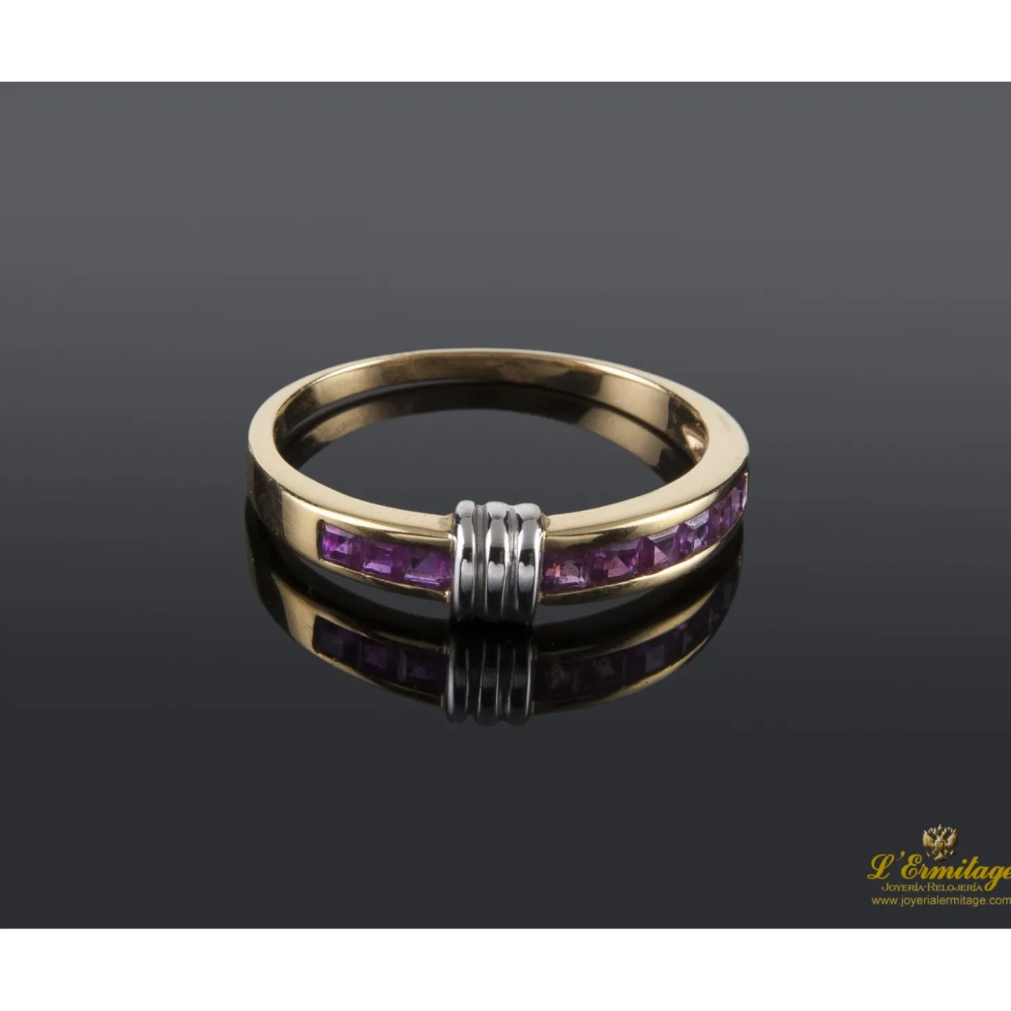 ANILLOS / SORTIJAS Sortija oro amarillo, blanco y rubíes