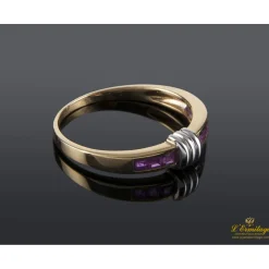 ANILLOS / SORTIJAS Sortija oro amarillo, blanco y rubíes